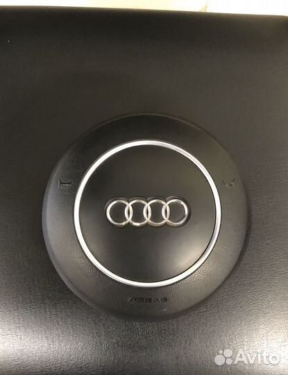 Airbag в руль Audi A8 D3