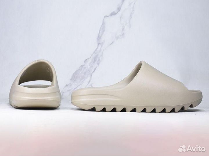 Сланцы Adidas Yeezy Slide Bone