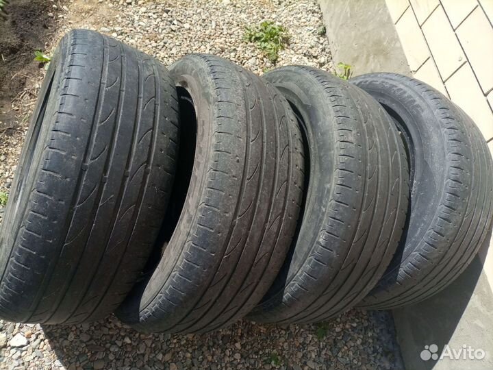 Bridgestone Dueler H/P Sport 235/55 R17 99V