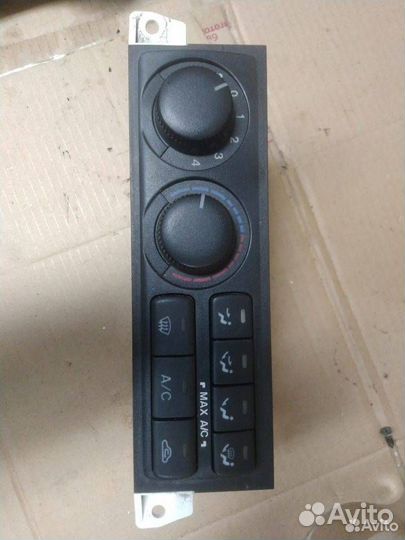 Блок управления печки/климат-контроля Mazda 626