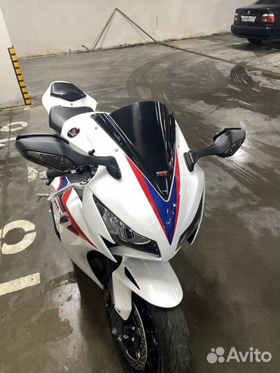 Honda cbr 1000 rr