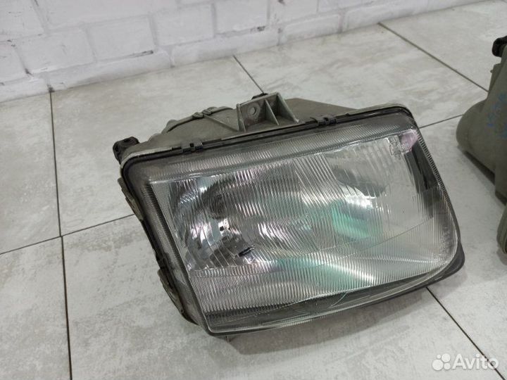 Фары комплект Mercedes Vito W638