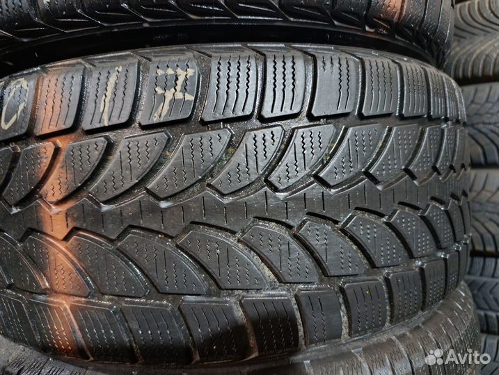 Bridgestone Blizzak LM-32 225/50 R17