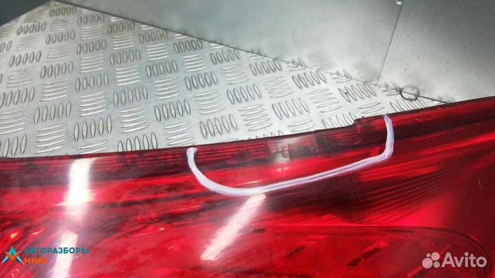 Фонарь задний правый Opel Astra J 2011 13319948