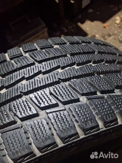 Dunlop Graspic DS2 215/45 R17 87Q