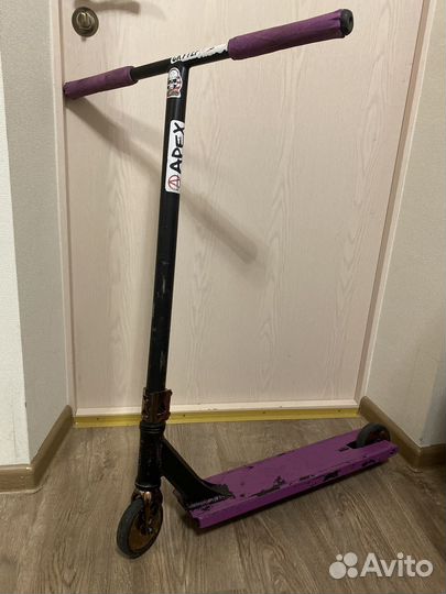 Трюковой самокат tech teamold boy