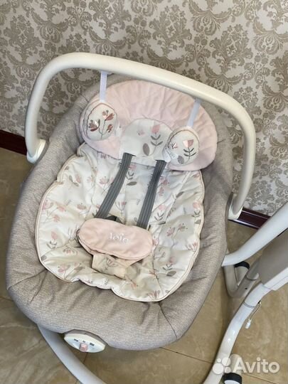 Шезлонг для новорожденных