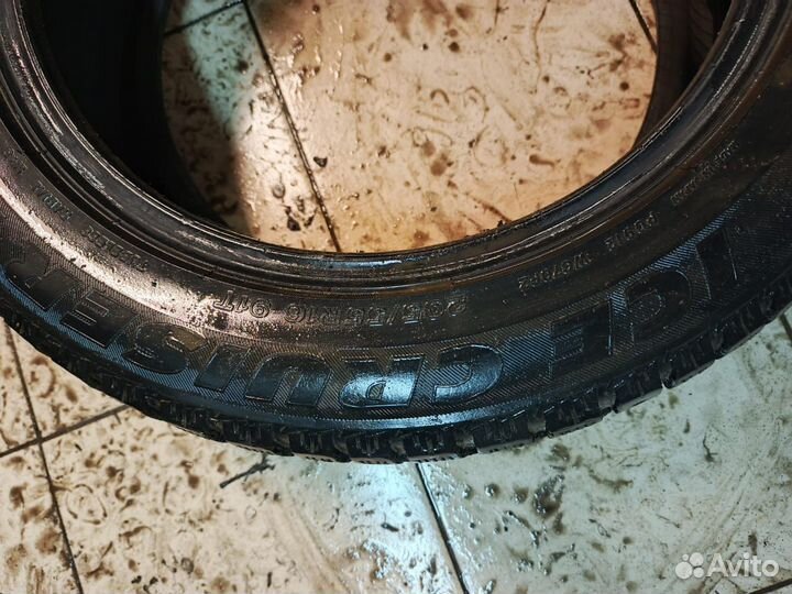 Bridgestone Ice Cruiser 7000 205/55 R16