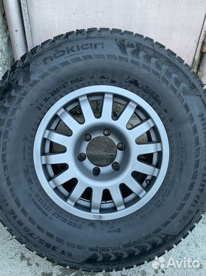 Nokian Tyres Hakkapeliitta LT2 285/75 R16