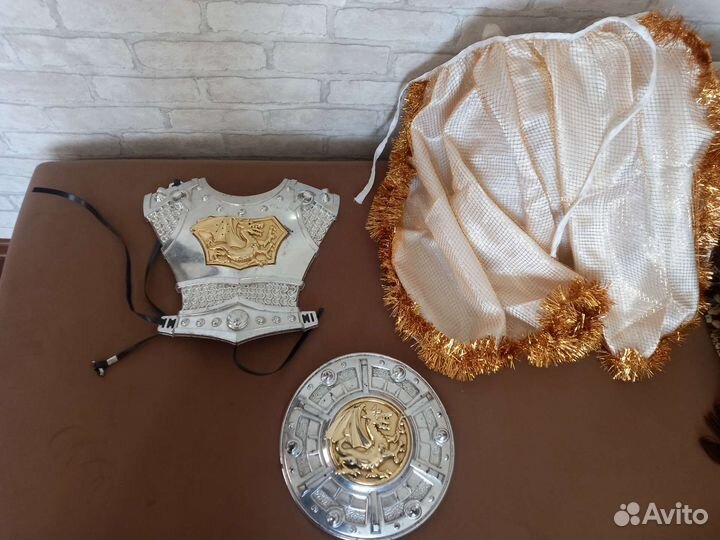 Новогодний костюм богатырь