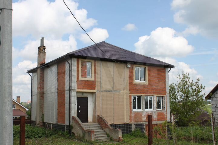 Дом 252,7 м² на участке 10 сот.