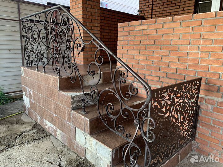 Кованые перила для лестниц