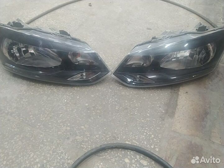 Продам сиденья на вольво и додж и фары на поло