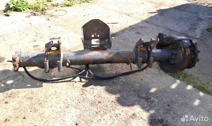 Балка вспомогательного моста MAN TGA 18.460 (01.00