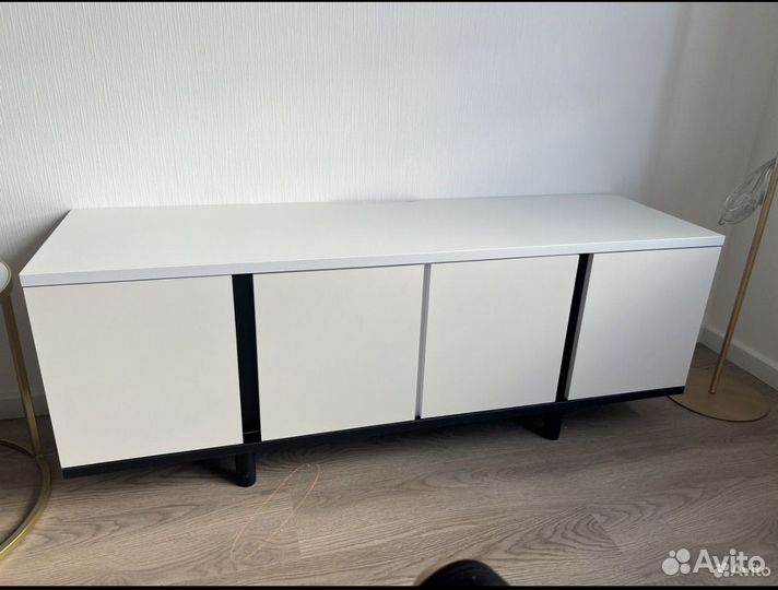 Тумба под телевизор