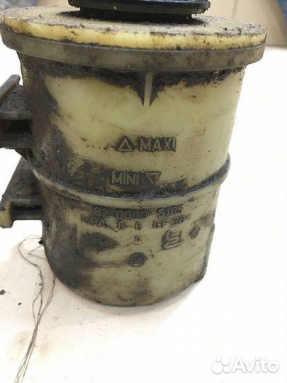 Бачок гидроусилителя Renault Logan