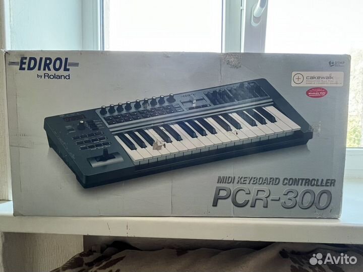 Мидиклавиатура Roland “Edirol” PCR-300