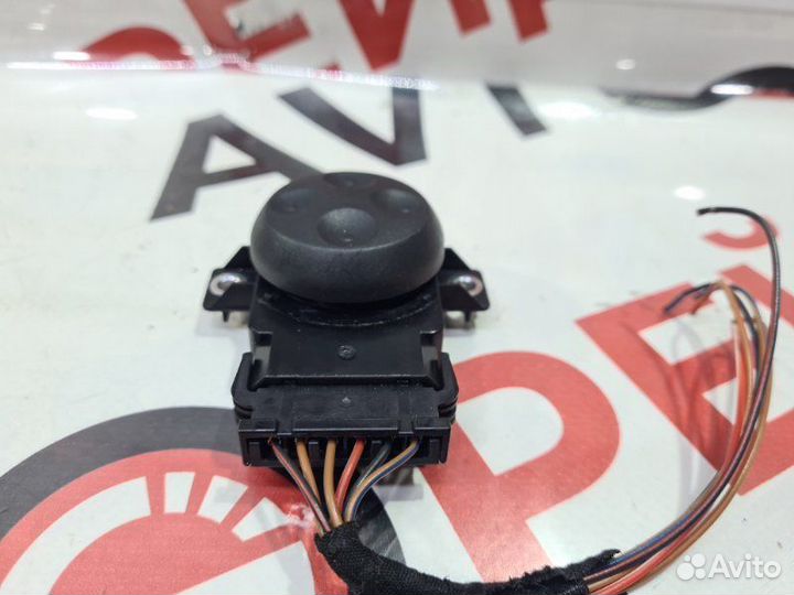 Кнопка регулировки сиденья Audi A4 B7 BFB