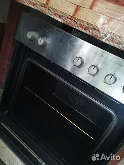 Духовой шкаф Wirpool AKP 311 на запчасти