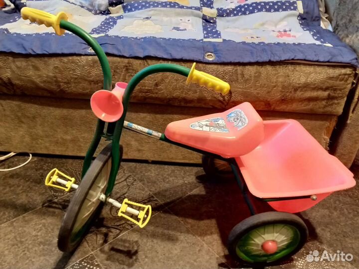 Детский трехколесный велосипед б/у