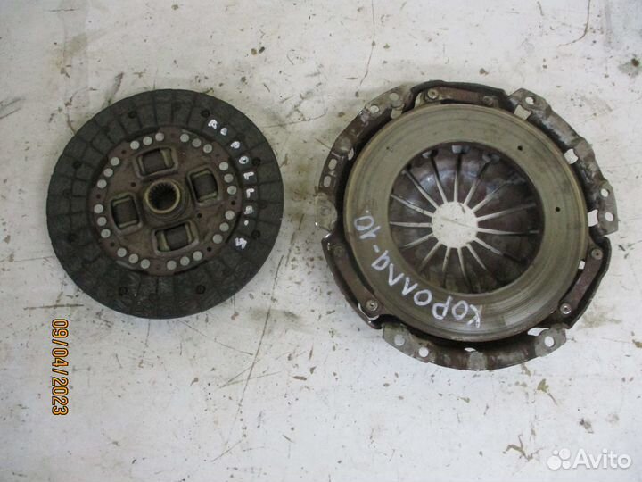 Корзина и диск сцепления Тойота Королла 150 робот