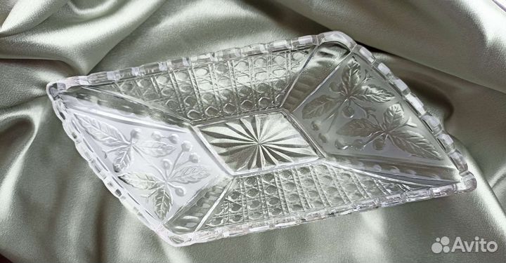 Ваза хрустальная