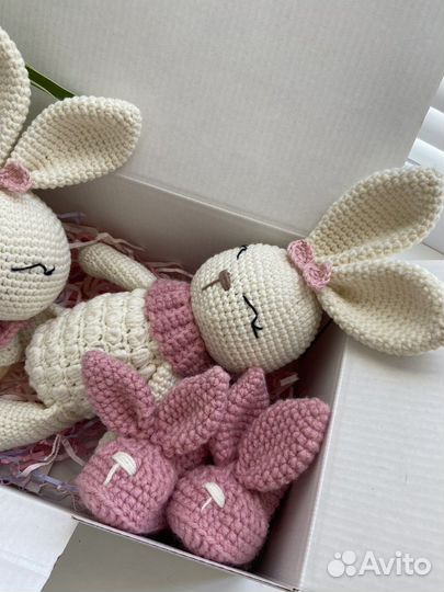 Вязаный набор для новорожденного