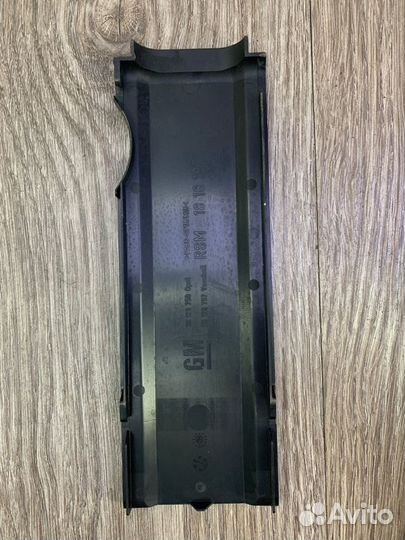 Декоративная крышка двигателя Opel Corsa C Z10XE