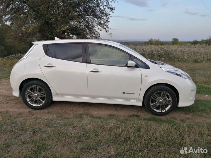 Nissan Leaf 109 л.с. AT, 2017, 103 200 км