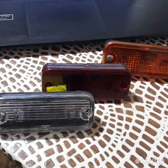 Фонарь боковой стояночный белый\Omn MB Actros, Axo