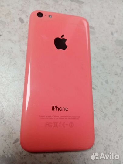Телефон iPhone 5 и 5c