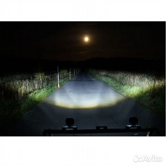 Светодиодная фара 50 ватт c границей света