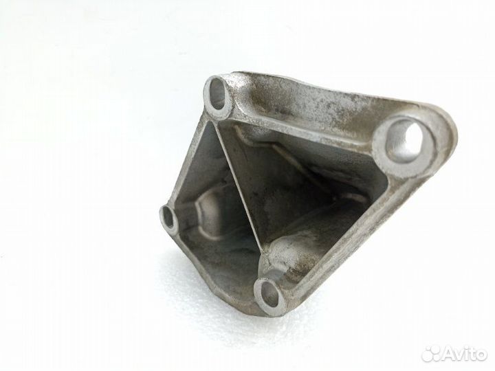 Кронштейн опоры двигателя левый Bmw 7-Series E65