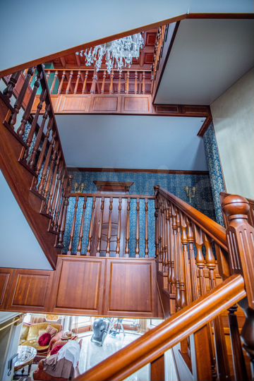 Дом 696 м² на участке 13 сот.