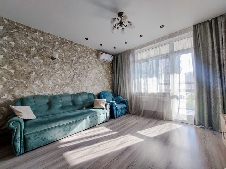 2-к. квартира, 53 м², 3/18 эт.