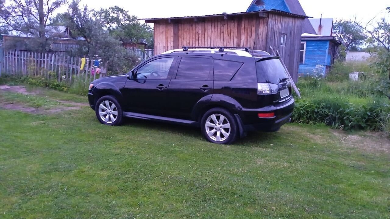 Mitsubishi Outlander: фото владельца
