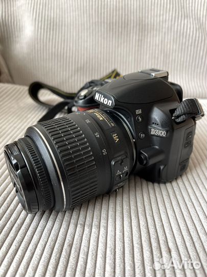 Зеркальный фотоаппарат Nikon D3100