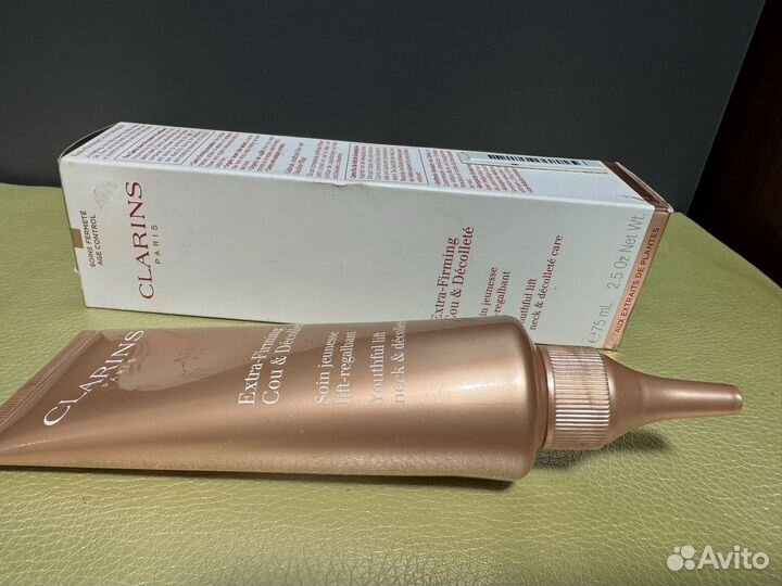 Clarins Extra-Firming Cou & Décolleté крем для шеи