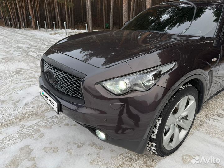Infiniti FX50 5.0 AT, 2008, 250 000 км