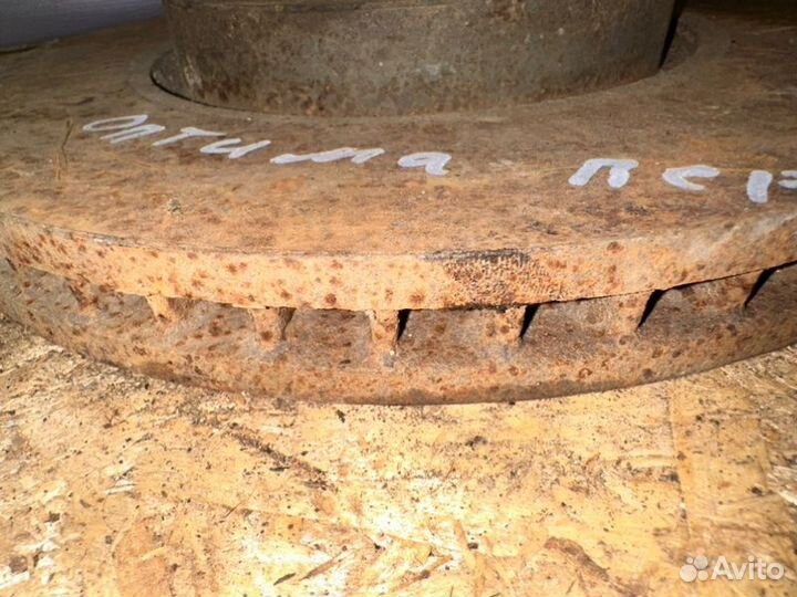 Диск тормозной передний Kia Optima 3 TF 2.0 G4ND