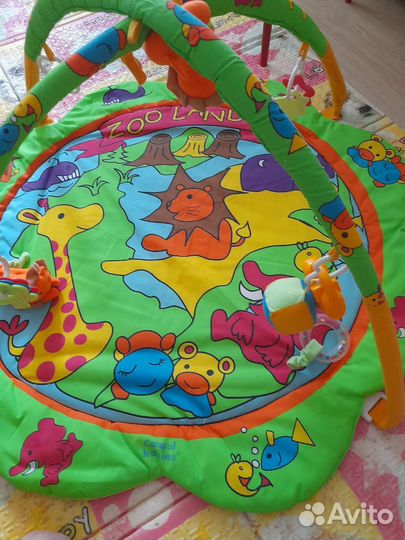 Развивающий коврик