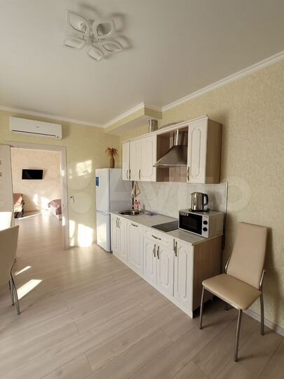 2-к. квартира, 42 м², 3/3 эт.