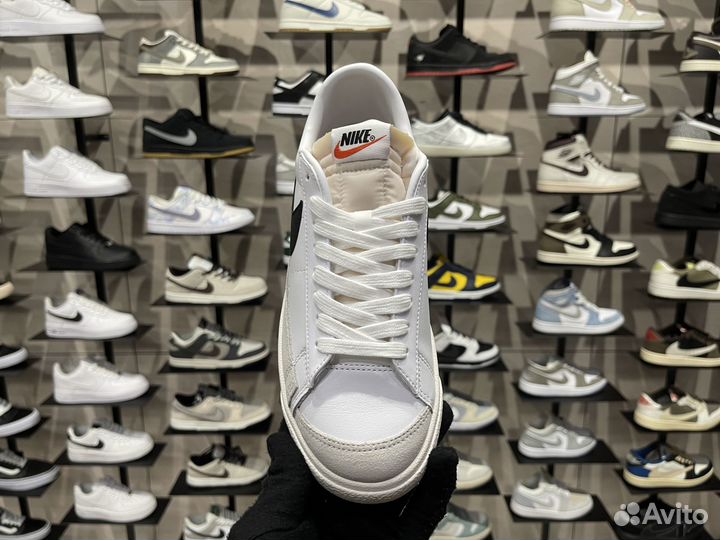 Кроссовки Nike Blazer Low '77 Vintage White-Black