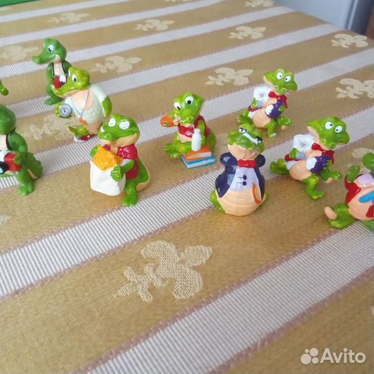 Игрушки из киндера