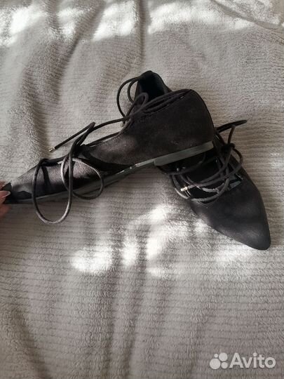 Балетки на шнуровке