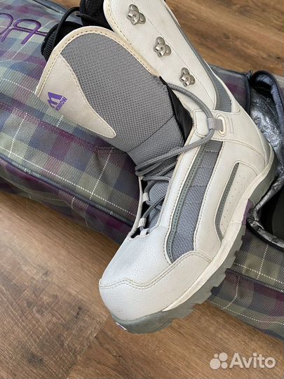 Полный комплект сноубордиста:)