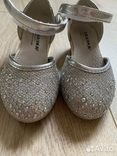 Туфли на девочку