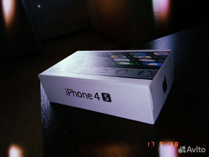 Коробка от iPhone 4s