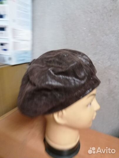 Берет женский кожаный