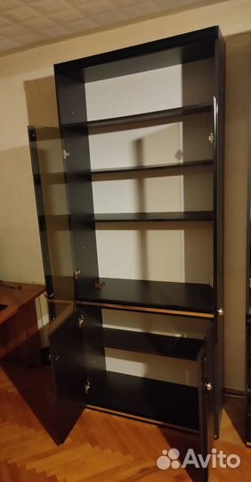 Шкаф сервант